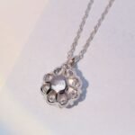round lab-created imitation sapphire necklace with big round imitation diamond