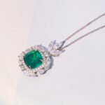 Lab-grown cushion Cut imitation Emerald Necklace
