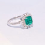 Lab-Created cushion Cut imitation Emerald ring